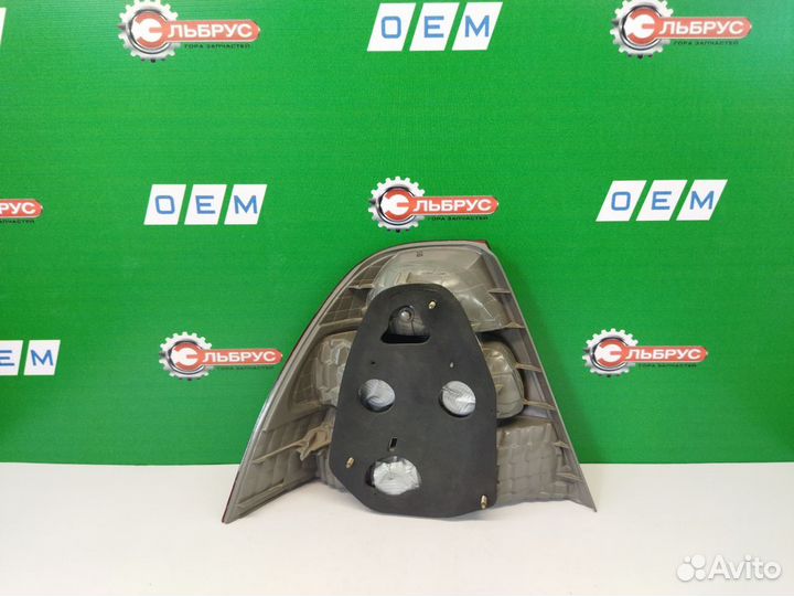 Фонарь правый Toyota Corolla 9 Е120 Е130 2000-2007