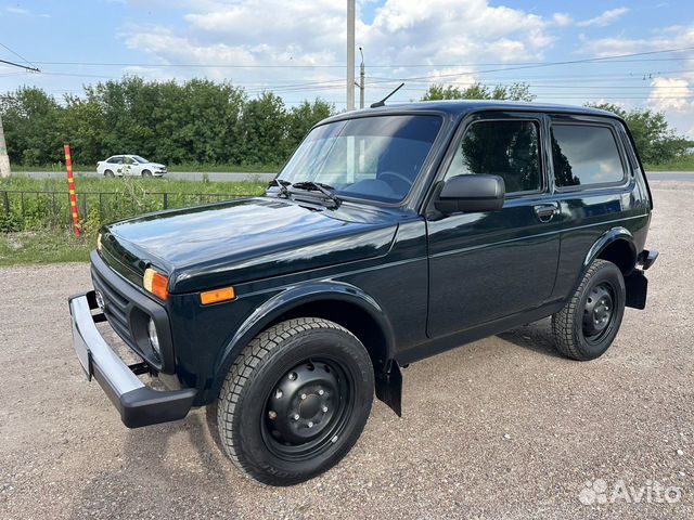 ВАЗ (LADA) Niva Legend 1.7 MT, 2024, 4 000 км с пробегом, цена 987000 руб.