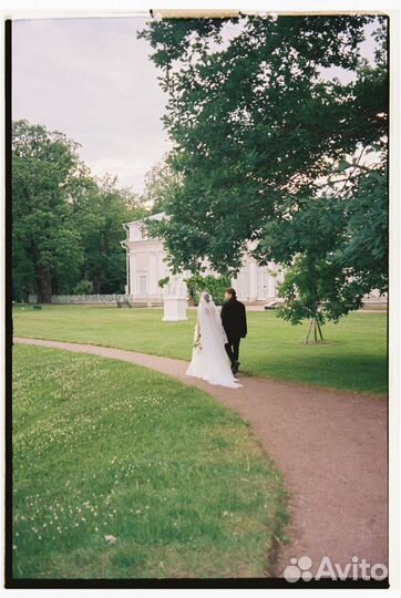 На брони Пленочный фотоаппарат canon