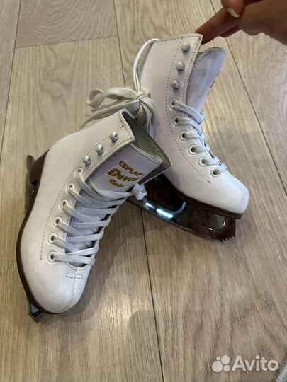 Фигурные коньки