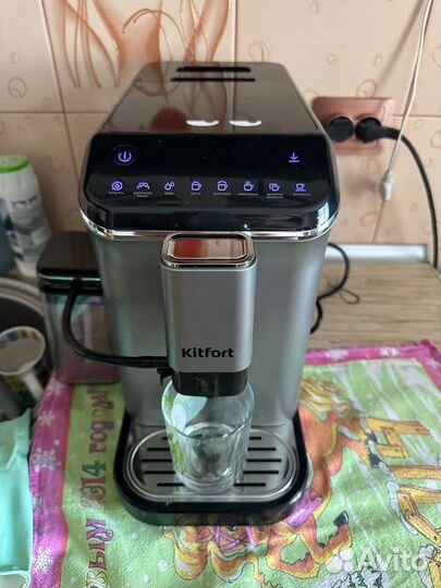Автоматическая кофемашина Kitfort