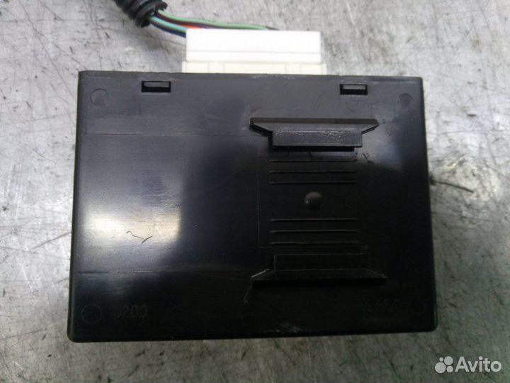 Блок электронный Chevrolet Lacetti хетчбэк F16D3