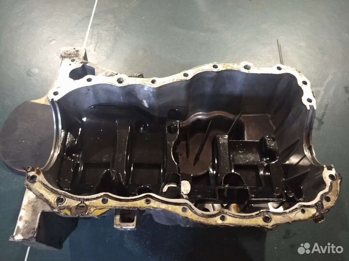 Поддон масляного картера рено