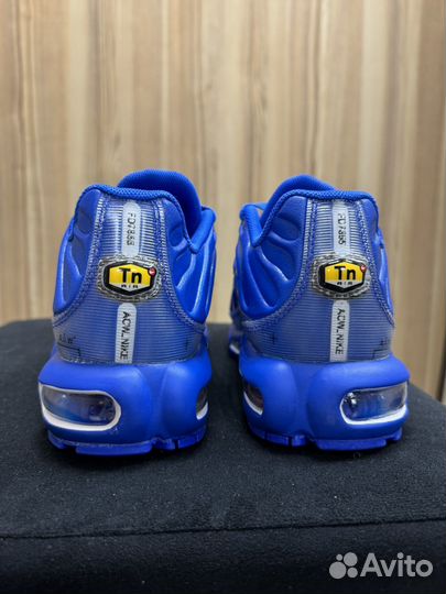 Кроссовки nike air max tn