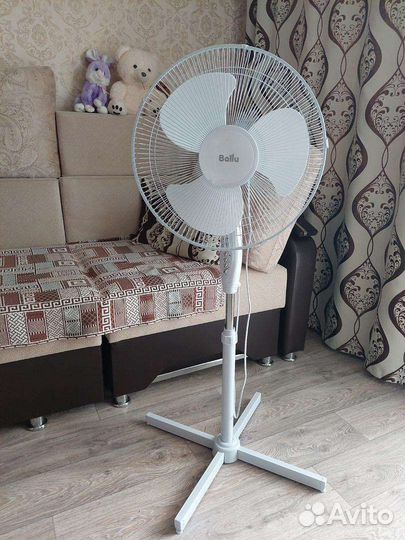 Вентилятор напольный Ballu BFF-844 с пультом