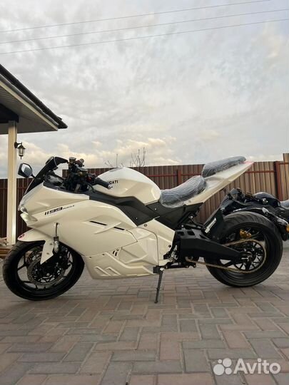 Электро мотоцикл Ducati Panigale