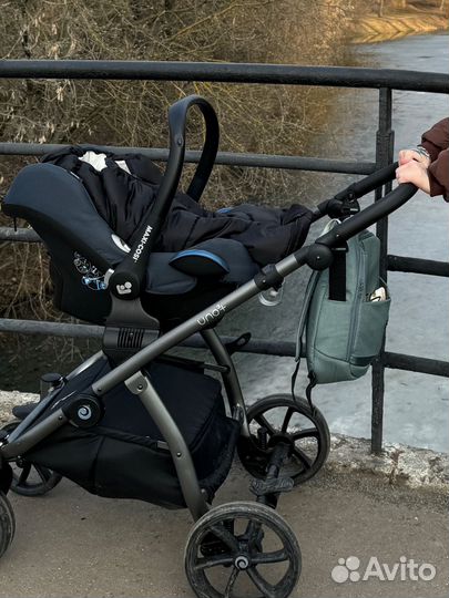 Автокресло Maxi-Cosi CabrioFix +адаптеры tutis