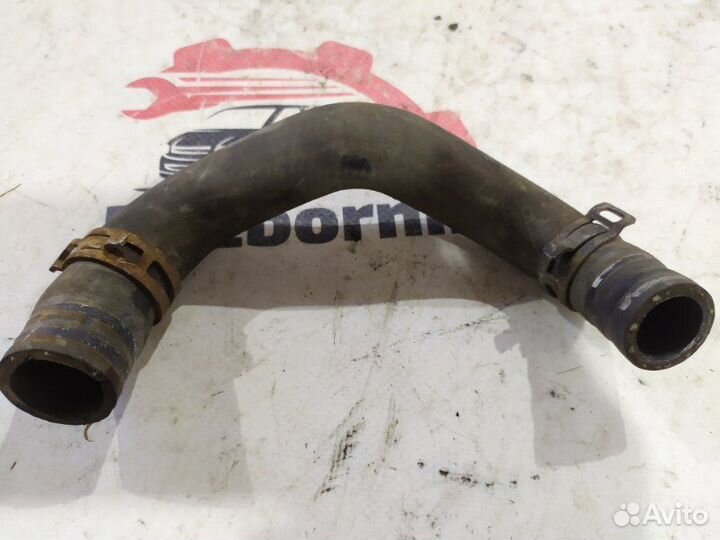 Патрубок системы охлаждения Mercedes Vito W639