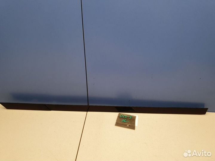 Молдинг рамки задней левой двери Land Rover Discov