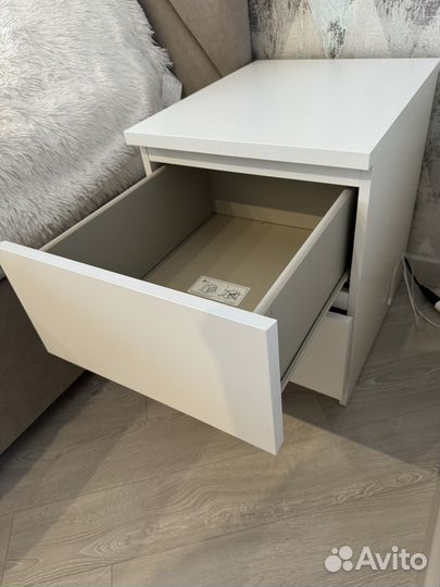 Комод +две тумбы