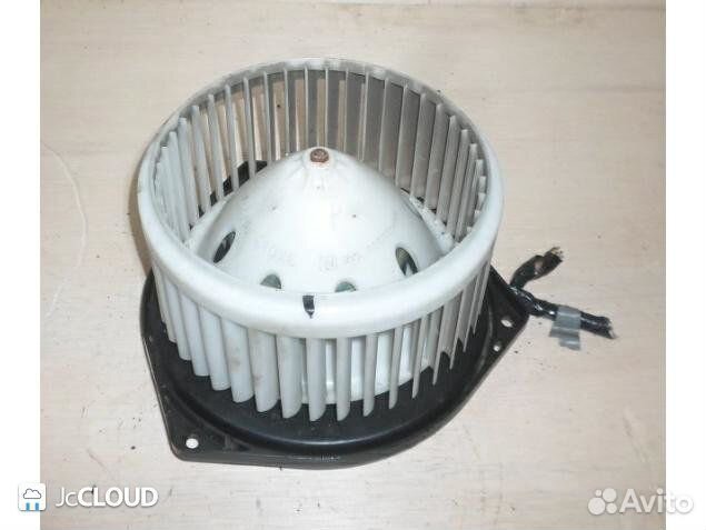 Мотор печки на nissan fuga PNY50 VQ35DE