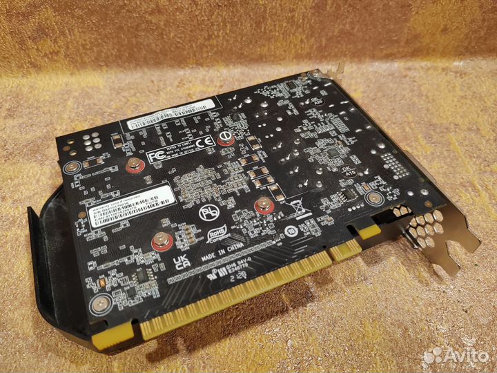 Видеокарта GTX 1050 ti