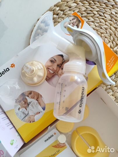 Молокоотсос Medela ручной
