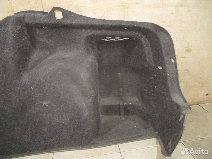 Обшивка багажника VW Polo