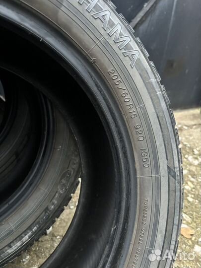 Yokohama Ice Guard IG50 205/60 R16