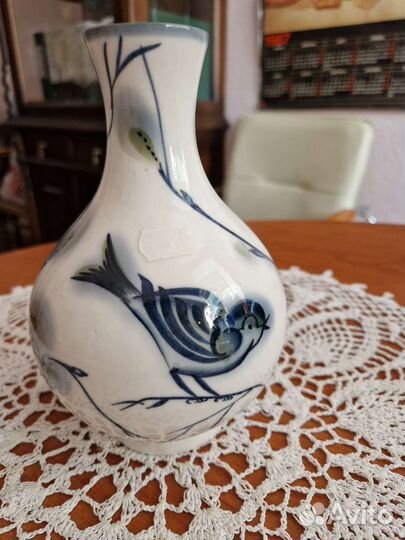 Мальчик с мишкой, вазы