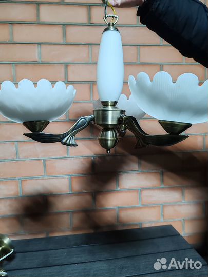 Люстра и бра комплект