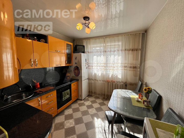 2-к. квартира, 49,6 м², 1/10 эт.