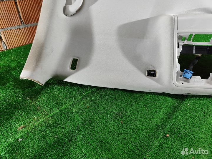 Обшивка потолка Volkswagen Passat B6 универсал