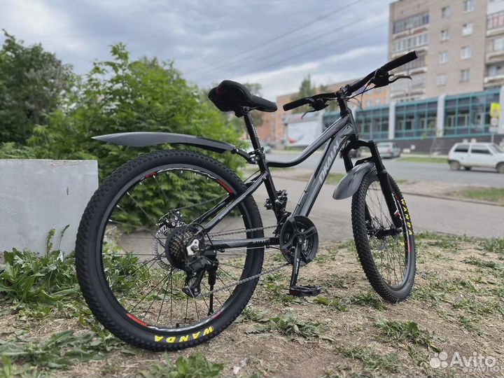 Велосипед горный новый, колеса 24