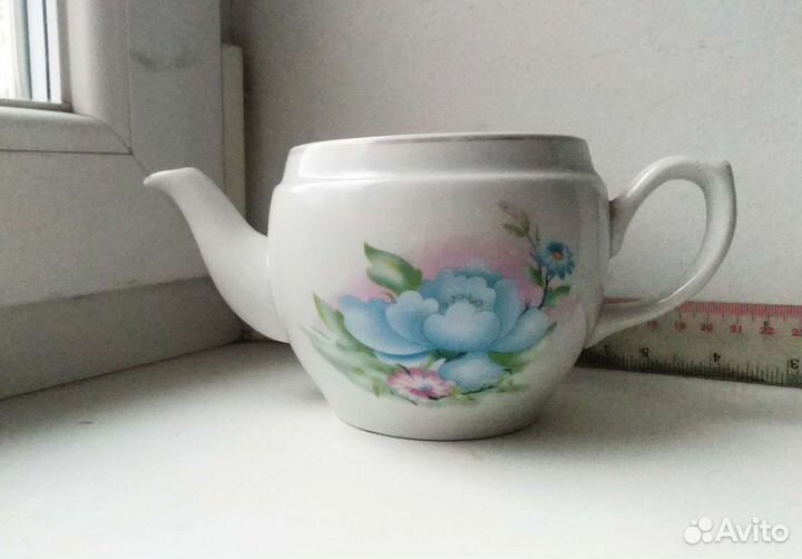 Супница и заварочный чайник