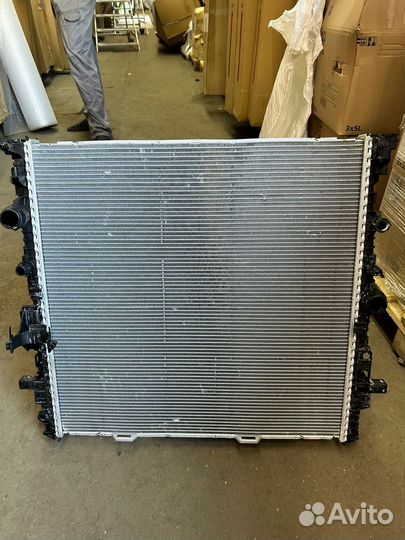 Радиатор охлаждения BMW X5M F95 X6M F96