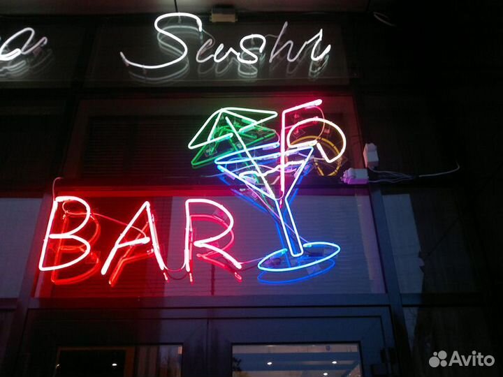 Наклейки на авто / Реклама на стеклах магазина