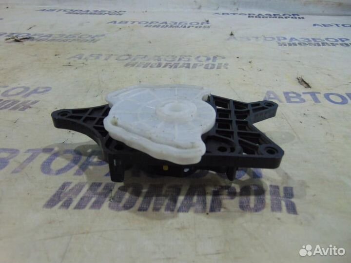 Моторчик заслонки печки для Hyundai Solaris 1 201