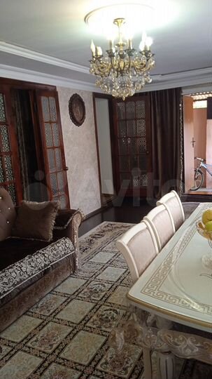 4-к. квартира, 72 м², 1/3 эт.