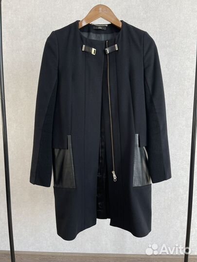 Пальто Hugo Boss женское 38 IT