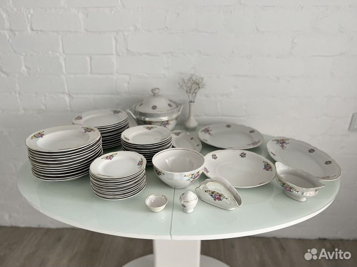Набор столовой посуды фарфор