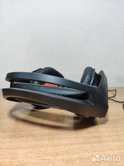 Геймерские наушники Asus strix PRO черный