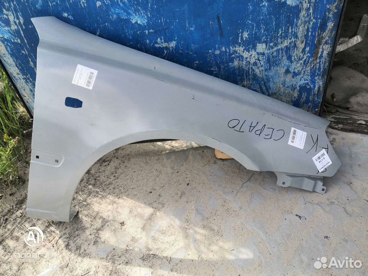 Крыло переднее правое hyundai accent
