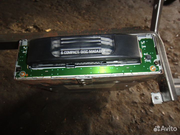 CD-Чейнджер на 6 дисков бмв Е60 5 серия