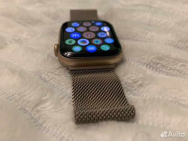 Apple Watch 4 44 mm gold