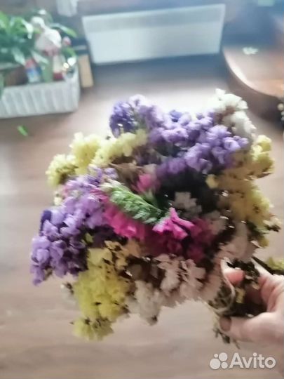 Букет из сухоцветов. Статица и лаванда