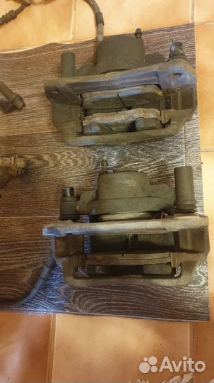 Суппорт тормозной передний оригинал mazda 6 gg