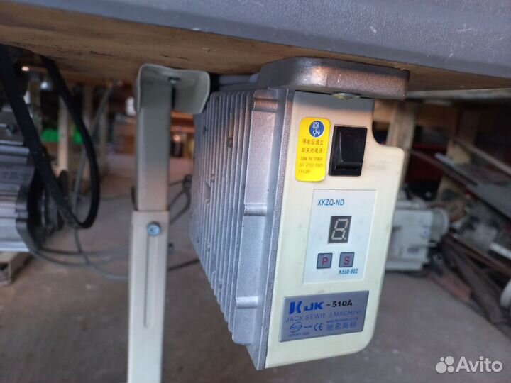 Промышленный 4-х ниточный оверлок