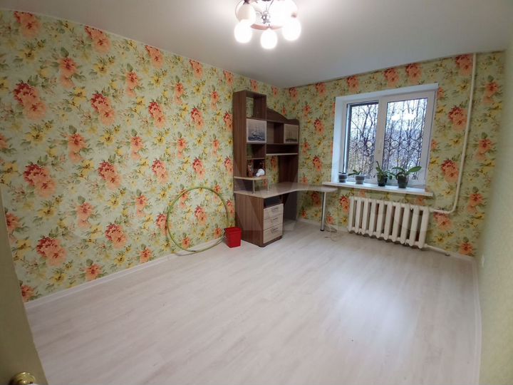 2-к. квартира, 48 м², 2/5 эт.