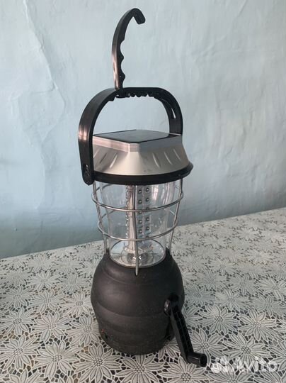 Фонарь на солнечной батарее