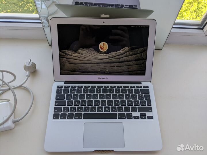 Macbook air 2014 i5 4 128 идеал живой акум + чехол