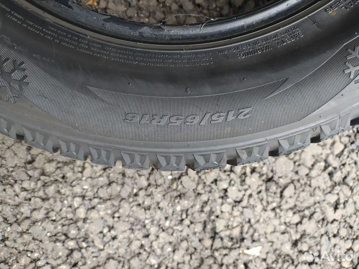 Nexen Winguard WinSpike 215/65 R16