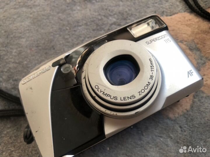 Плёночный фотоаппарат Olympus Superzoom 115