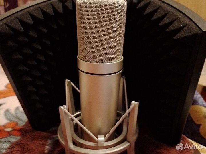 Студийный микрофон neumann u 87 клон