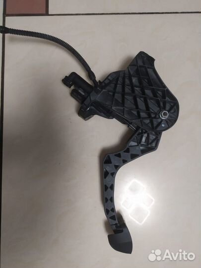 Педаль сцепления Volkswagen Jetta 6 2014