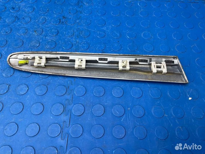 Накладка крыла задняя левая Mercedes Clk W209