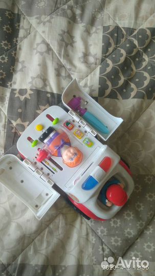 Детские развивающие игрушки