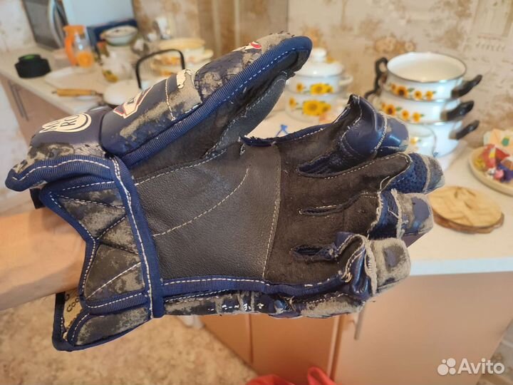 Краги хоккейные размер 14