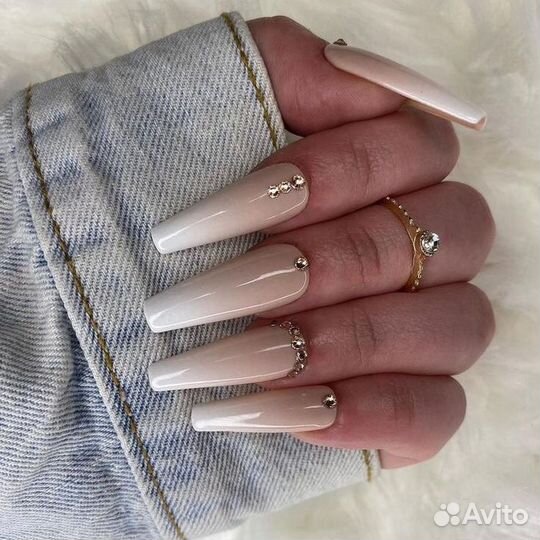 Наращивание ногтей