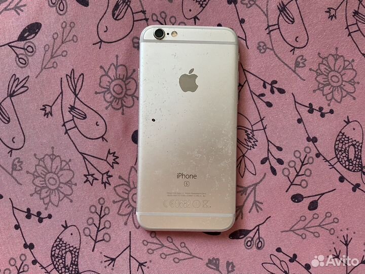 iPhone 6S, 64 ГБ